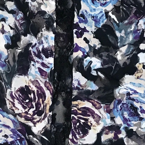 Blue Floral Bell Sleeve Sheeth Dress - Picture 3 of 7